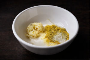 Mayonnaise, garlic and salt mixed together